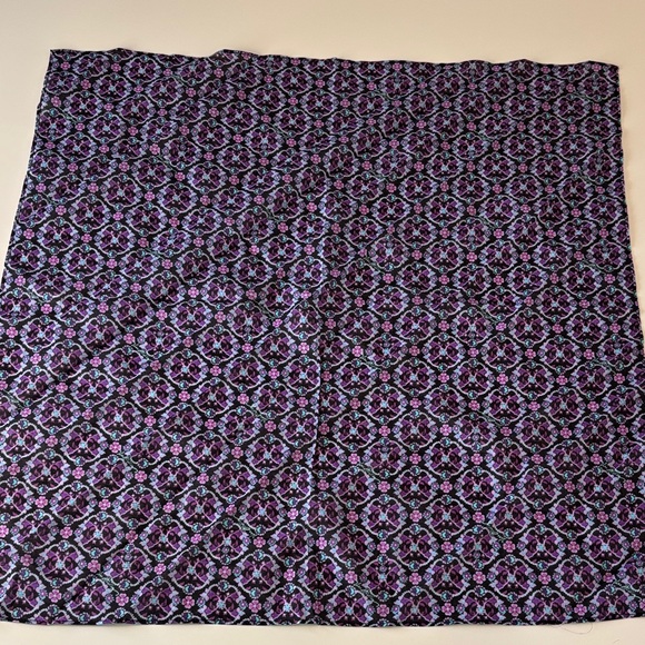 Vera Bradley | Floral Patterned Scarf - Picture 3 of 4